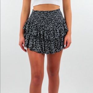 RUFFLE MINI SKIRT